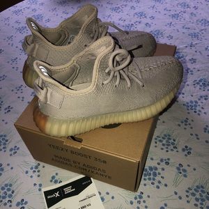 Adidas Yeezy Boost 350 V2 Sesame